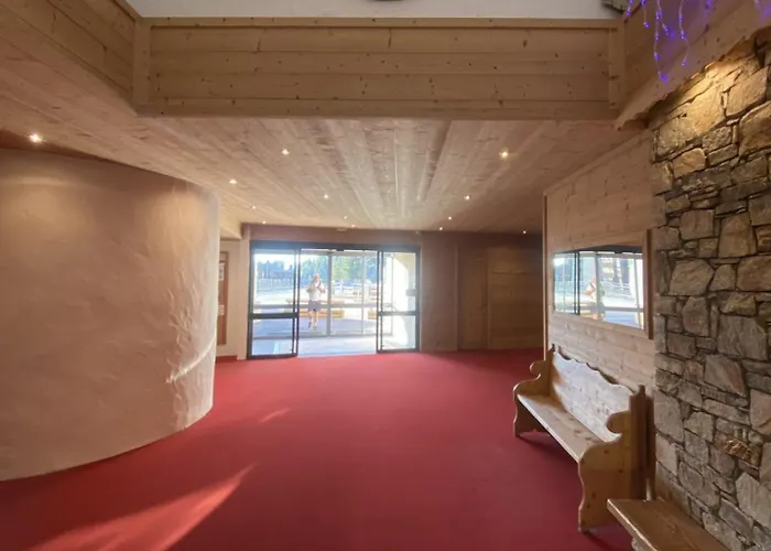 Bellecote Apartment *